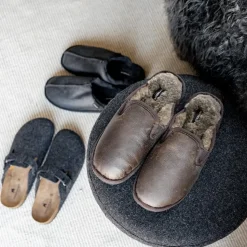 Adam slippers