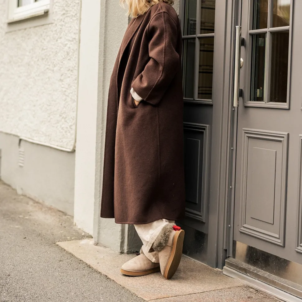 Alaska shoes
