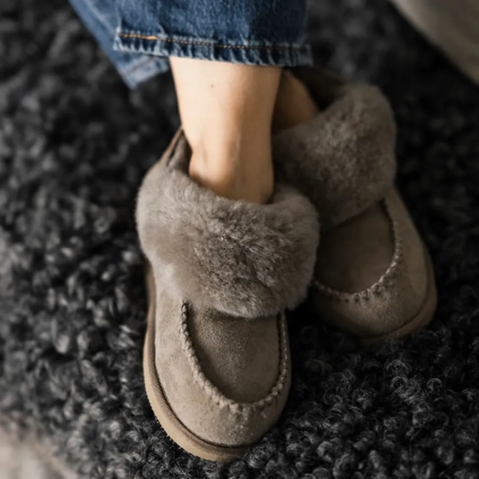 Albina slippers