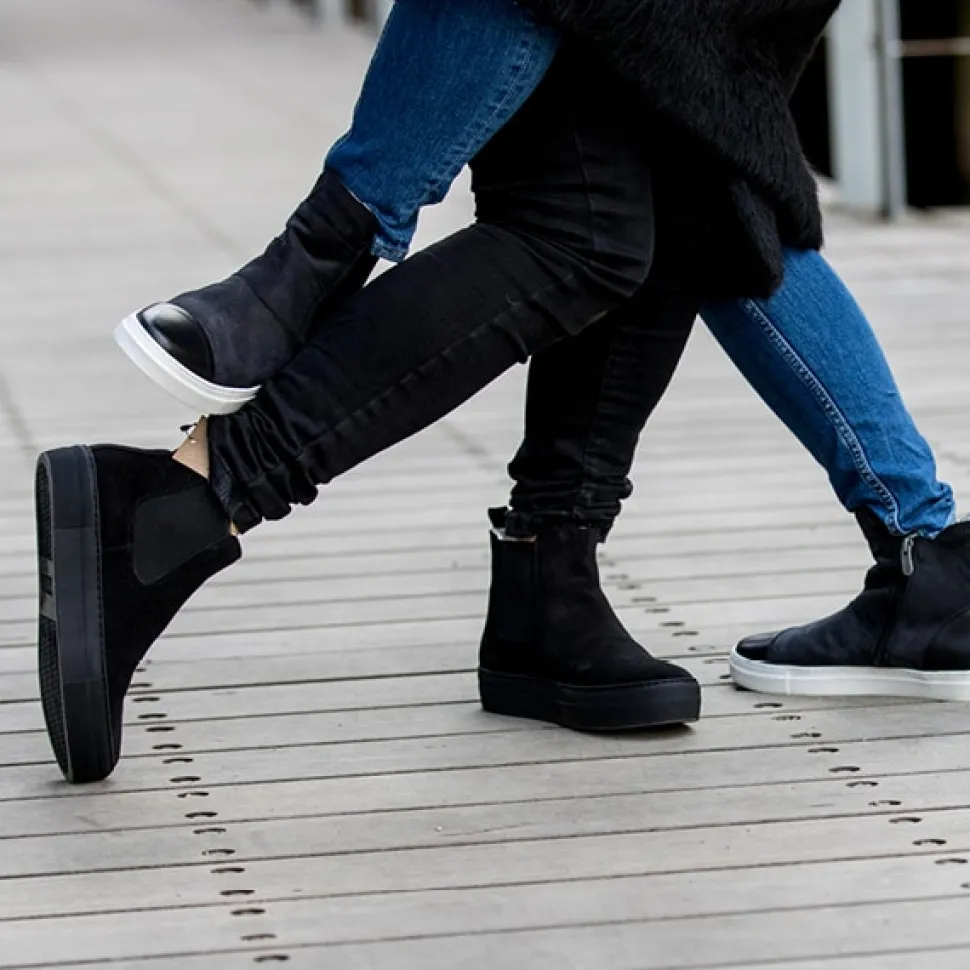 Amber boots