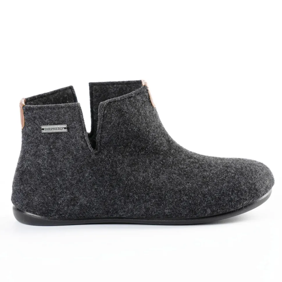 Erik slippers