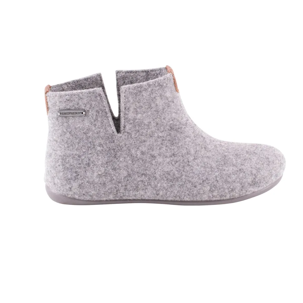 Ester wool slippers