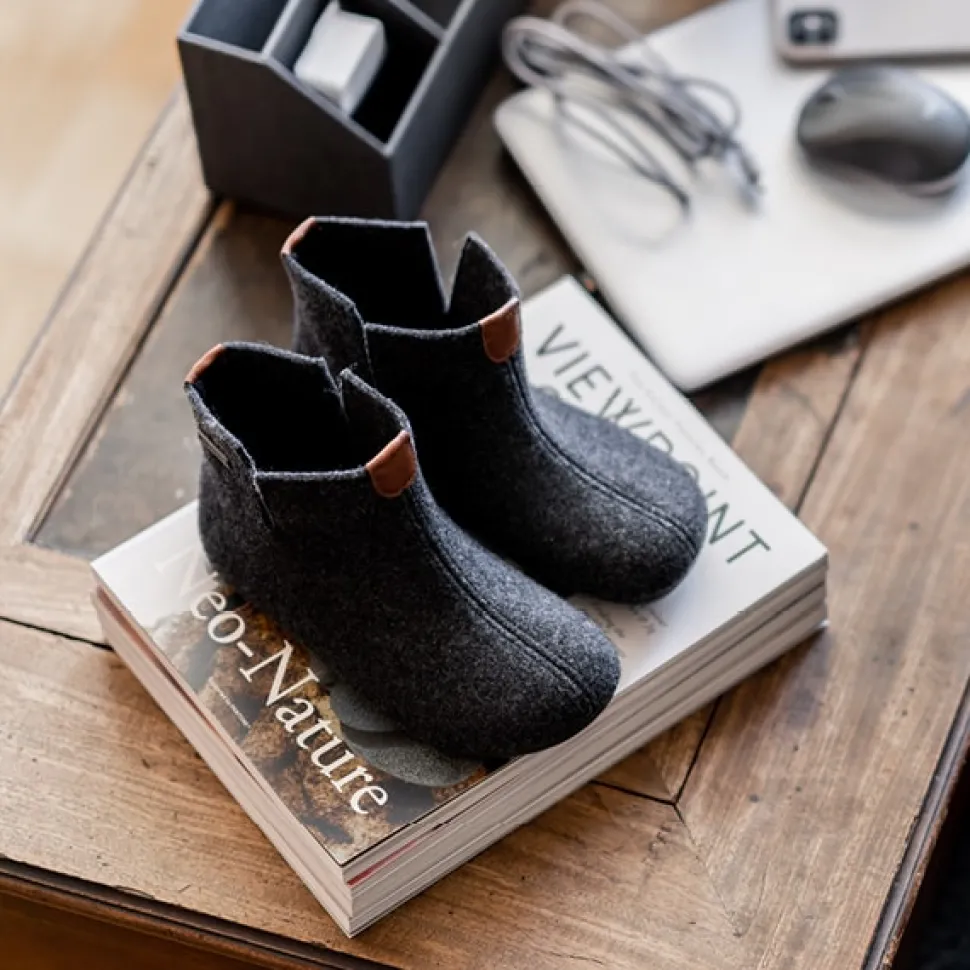 Ester wool slippers
