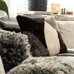 Hille cushion