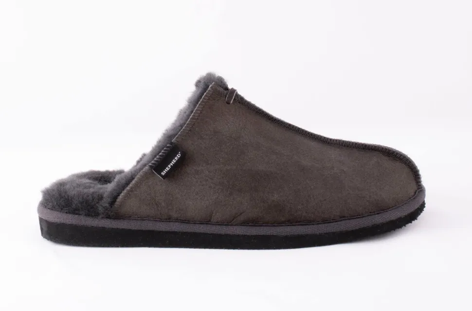 Hugo slippers
