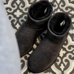Laura suede boots