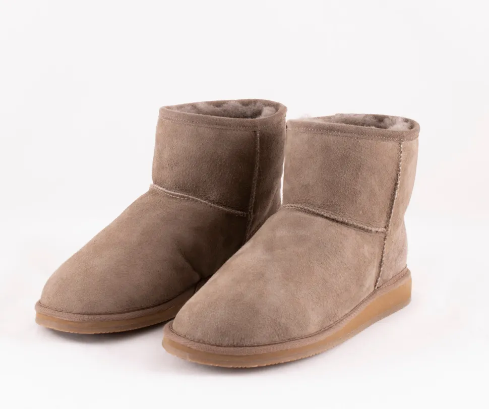 Laura suede boots