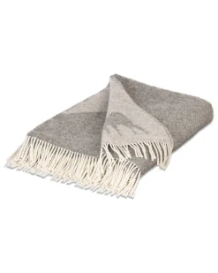 Lennie Jacquard woven blanket