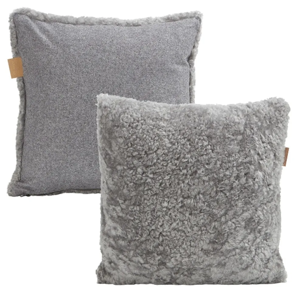 Lina cushion