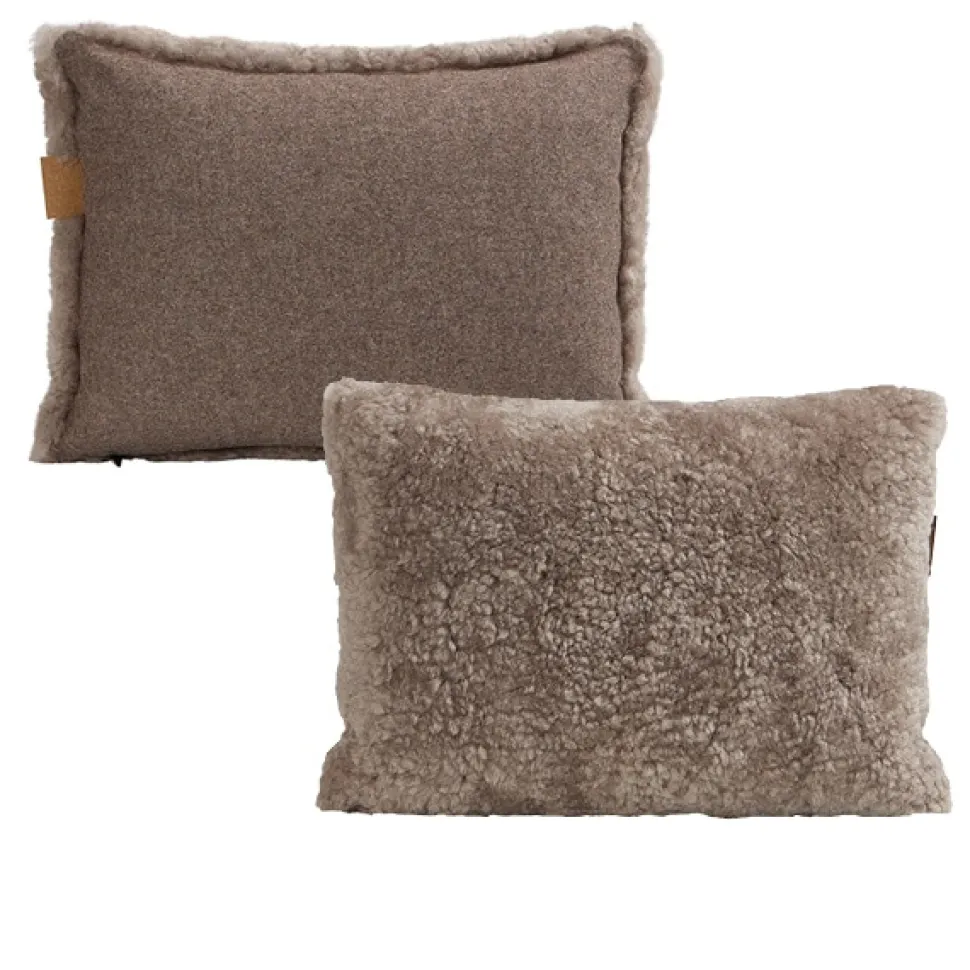 Lina cushion