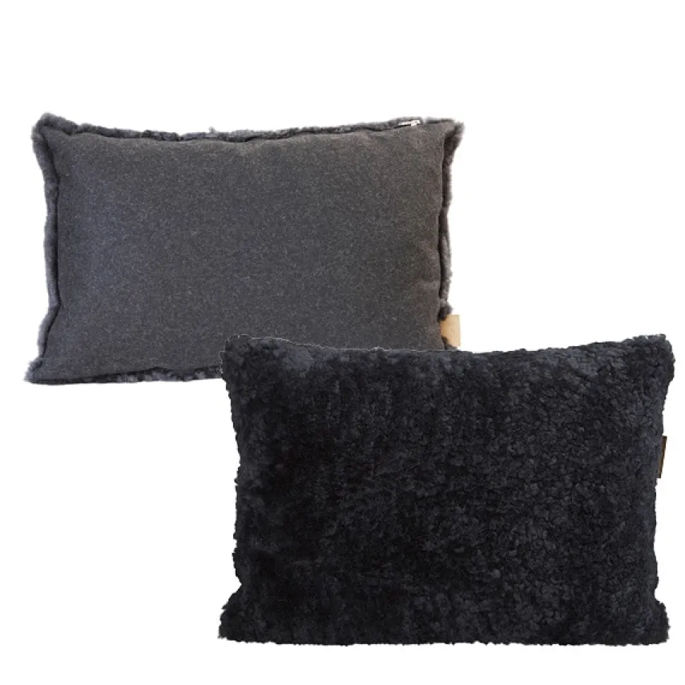 Lina cushion