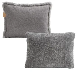 Lina cushion