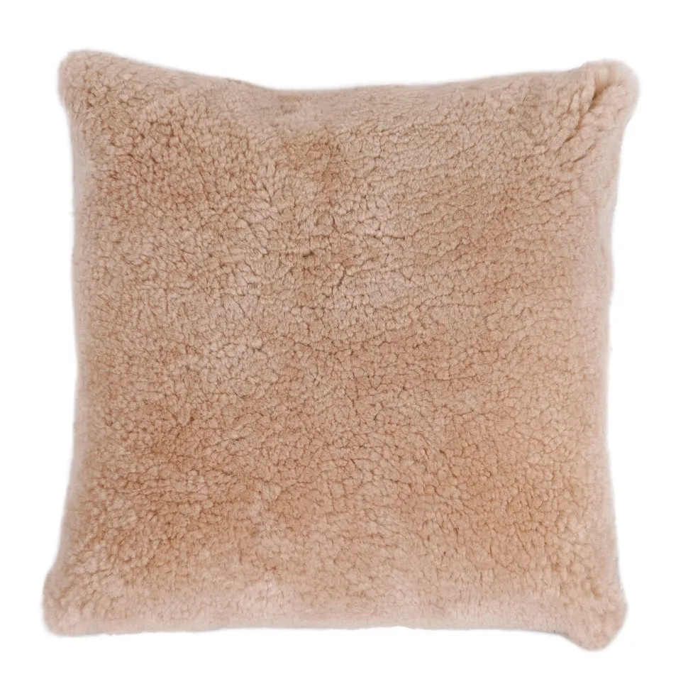 Lina cushion
