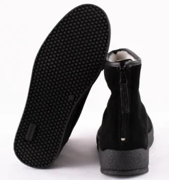 Loke suede boots