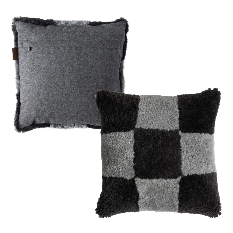 Ruth cushion