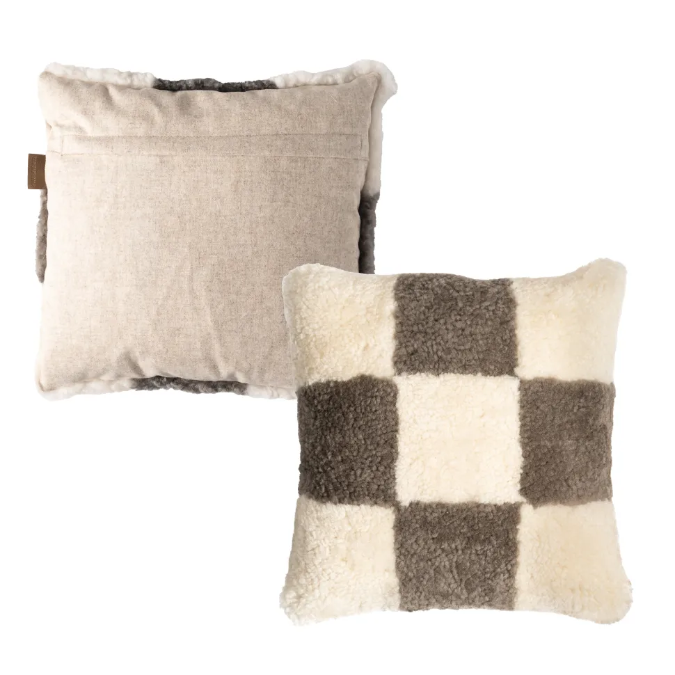 Ruth cushion