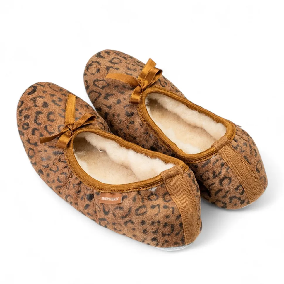 Saga slippers