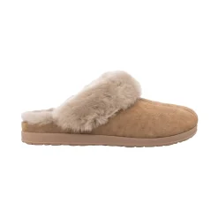 Sandy slippers
