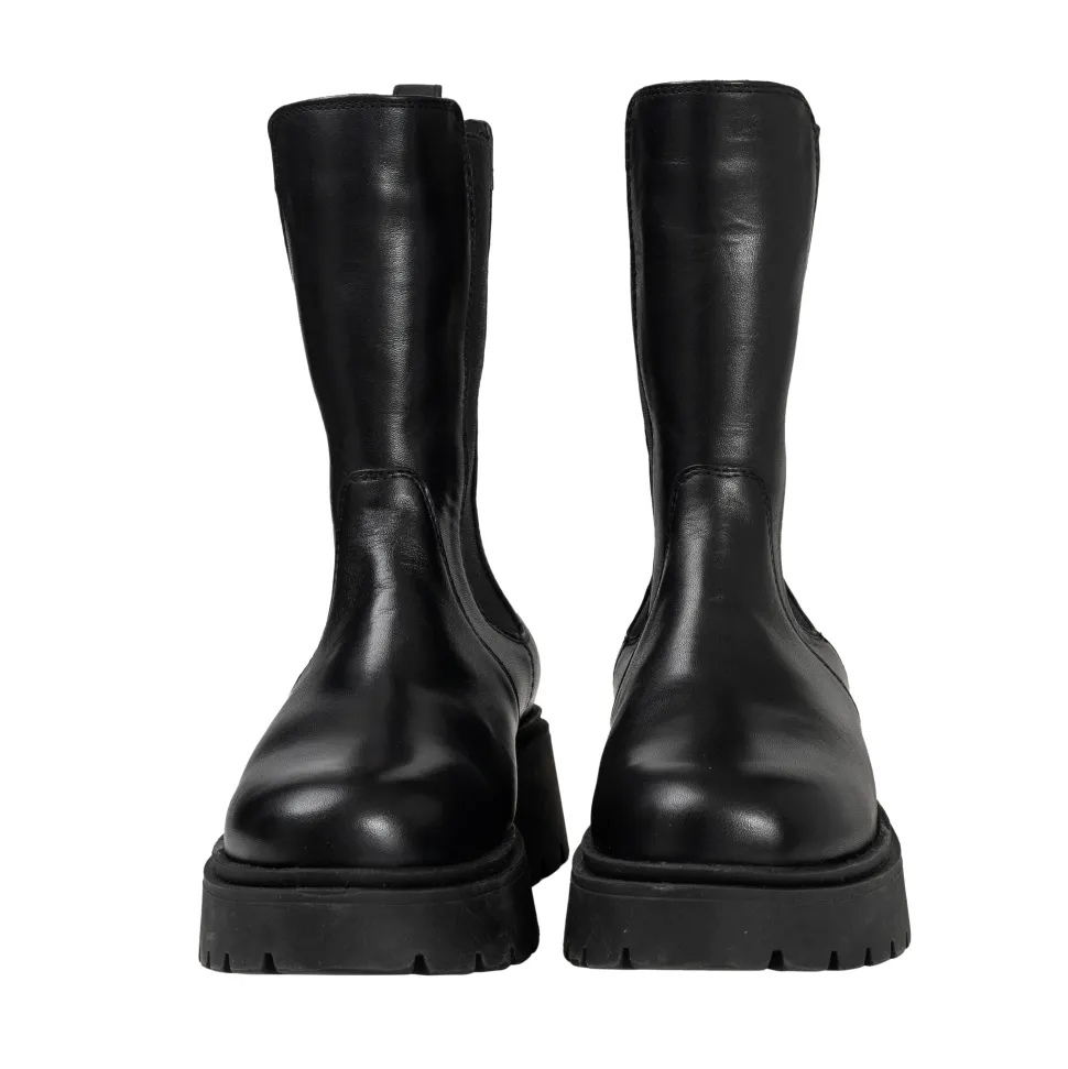 Taylor boots