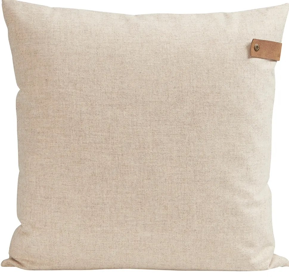 Tina cushion