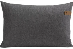 Tina cushion