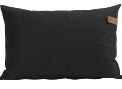 Tina cushion