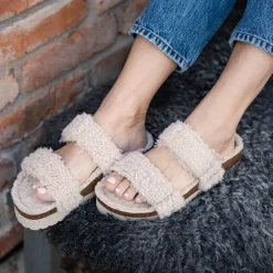 Tove sandals