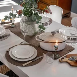 Vendela table runner