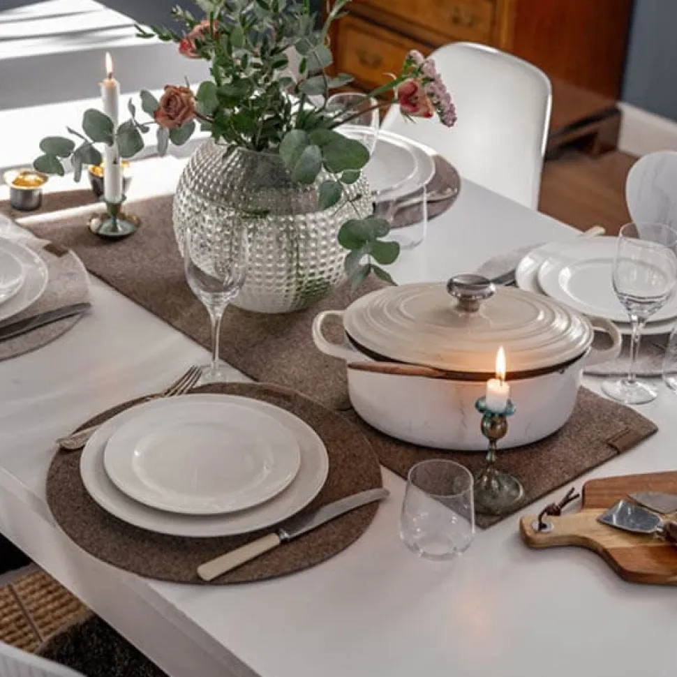 Vendela table runner