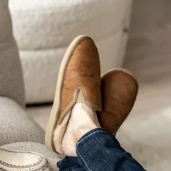 Adam slippers
